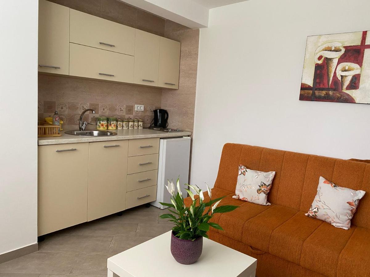 Dajkovic Apartmani Bar Bagian luar foto